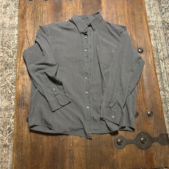 Van Heusen Other - Van Heusen Gray Checkered Men's Shirt